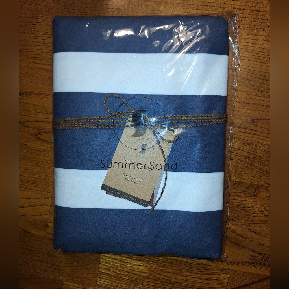 SummerSand Microfiber Beach Towel XL 79 x 39.5 in Quick Dry, Sand Free NWT - Picture 1 of 4
